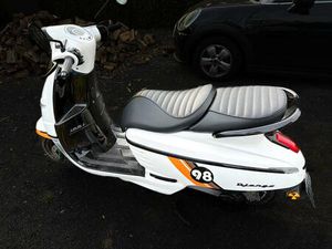 ROLLER PEUGEOT DJANGO 125ER