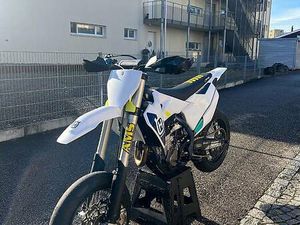 HUSQVARNA FS 450 2022 CANTON ARGOVIE -