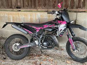 MOTO SHERCO 50 CC