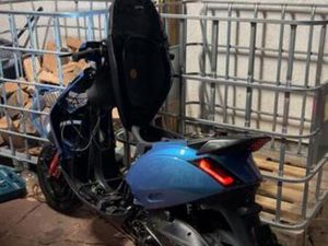 PIAGGIO ZIP 172CC IN DUITSLAND FRANKFURT SP VORK — SCOOTERS | PIAGGIO — MARKTPLAATS