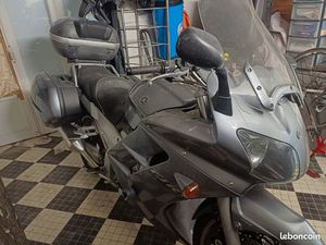 MOTO YAMAHA FJR 1300