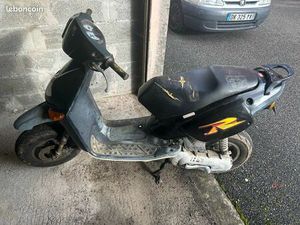 SCOOTER APRILIA RALLY