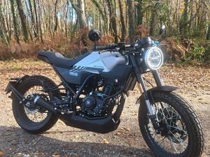 BRIXTON CROSSFIRE 125