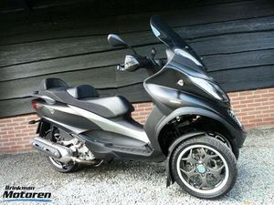 ② KEURIG ONDERHOUDEN MP3 500 LT SPORT