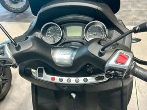 SCOOTER MP3 400