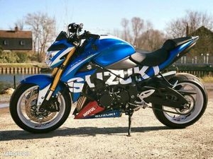 SUZUKI GSX-S 1000