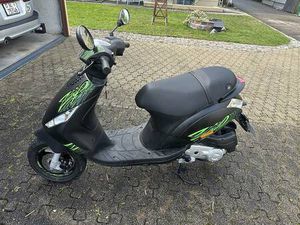 PIAGGIO ZIP 50 ? NUR 249 KM, WIE NEU, MIT GARANTIE! CANTON BASEL-LANDSCHAFT -