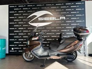 SUZUKI - BURGMAN 650 EXECUTIVE