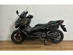 YAMAHA - TMAX