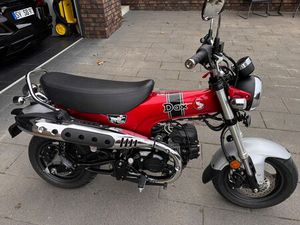 HONDA DAX 125 - 1. HAND MIT 415 KM / WIE NEU