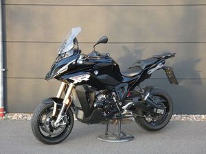 BMW S 1000 XR TRIPLE BLACK WERKSMOTORRAD