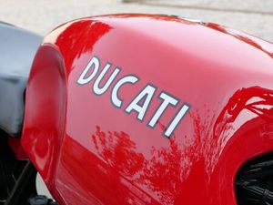 DUCATI GT 1000