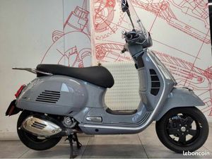VESPA GTS HPE 300 GRIS NARDO