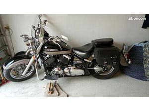 MOTO YAMAHA DRAGSTAR 650 CLASSIC