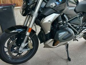 BMW R1250R JUIN 2024