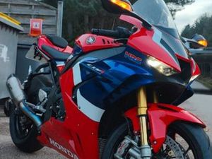 HONDA CBR 1000 RR-R SP