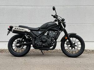 HONDA CL 500 MODELL 2025 | SCHWARZ | TAGESZULASSUNG