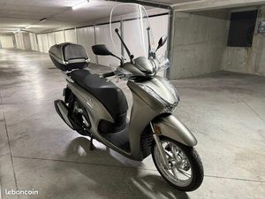 HONDA SH 350I SMART TOPBOX
