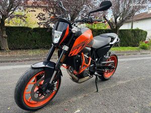 KTM DUKE 690