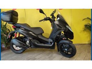 VENDO PIAGGIO MP3 300 ABS HPE (2021 - 24) USATA A GENOVA (CODICE 9890457) - MOTO.IT