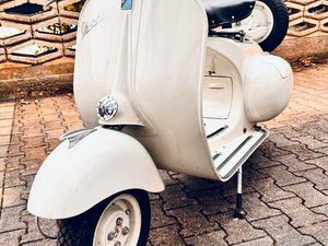 VESPA STRUZZO VL3