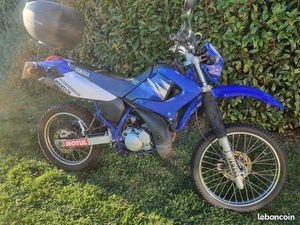 YAMAHA 125 DT
