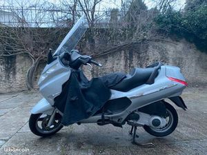 SCOOTER PIAGGIO X8 – 65 000 KM – 500