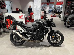 HONDA CB750 HORNET 2025 *SERVICE UND TÜV NEU*