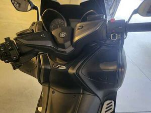 YAMAHA TMAX 560 TECH MAX NERO