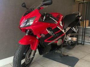 HONDA CBR 600F SLECHTS 8800 KM! — MOTOREN | HONDA — MARKTPLAATS