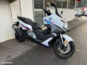 BMW C 650 SPORT EN TRES BONNE ETAT