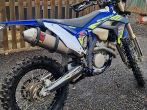 300 SHERCO SEFR 4T