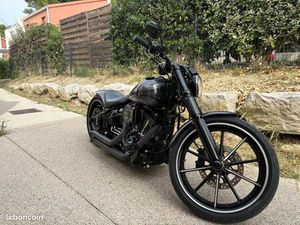 HARLEY DAVIDSON BREAKOUT 103 CI