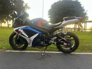 SUZUKI - GSXR 600