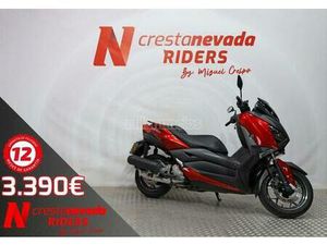 YAMAHA - XMAX 125