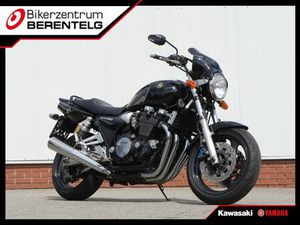 YAMAHA XJR 1300 RP02
