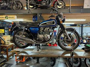 500 FOUR ORIGINALZUSTAND IN BLAU MIT DOPPELBREMSSCHEIBE