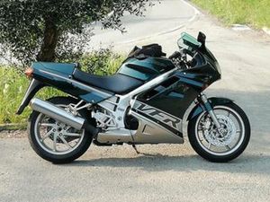 HONDA VF 750F - 1995