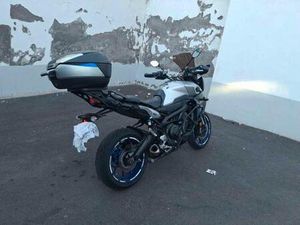 YAMAHA - MT 09 TRACER