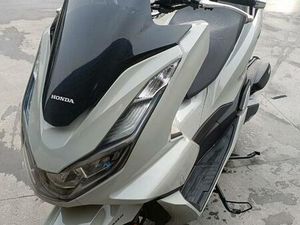 ② HONDA PCX 125 (2024)