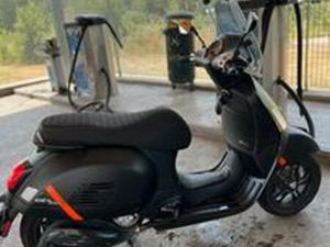 PIAGGIO VESPA GTS S 300