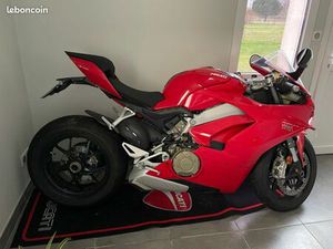 DUCATI PANIGALE V4 – 2018 – 3774 KM