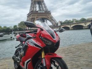 CBR1000RR