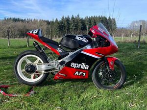 APRILIA AF1 REPLICA PISTE, ÉCHANGE POSSIBLE