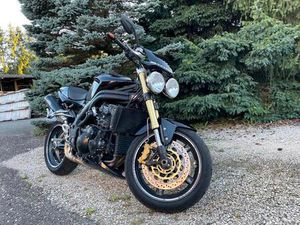 TRIUMPH SPEED TRIPLE