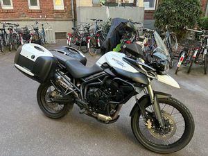 TRIUMPH TIGER 800 XC