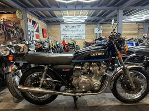 1977 SUZUKI GS750, LOW MILES, PRESENTED IN OUTSTANDING CONDITION, PX