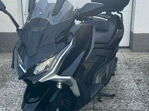 KYMCO AK 550 PREMIUM