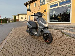 PEUGEOT KISBEE 50 4-TAKT W9 METEOR GREY E5 **IM KUNDENAUFTRAG*^