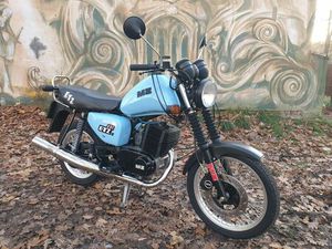 MZ ETZ251 PO RENOWACJI ŚRUBY ESKA DOZOWNIK ROK 1991 PLASTIKOWY BLOTNIK WROCLAW ŚRÓDMIEŚCIE